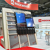 Schr&auml;gd&auml;cher mit PV-Anlagen sicher planen