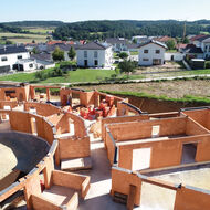 Hochwärmedämmende Hülle für neues Kinderhaus