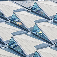 Sheddach-Konstruktion mit modernem Verglasungssystem