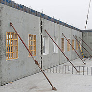 Betonfertigteile: Modulare Bauweise lässt SCHÖCKFlüchtlingsunterkünfte schnell fertig werden