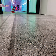 GriP Safety: Trittsicherheit für unterirdischen Fußgänger-Tunnel