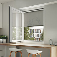 Sonnenschutz ohne Bohren: Zip-Screen-System für einfache Montage