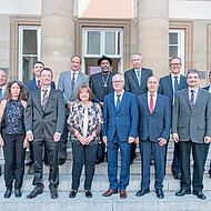 Geze: Jubilare feiern mit der Gesch&auml;ftsf&uuml;hrung