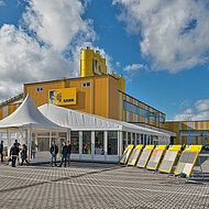Eröffnung: Neues Werk in Rheinland-Pfalz fertigt  Betonsteinplatten nach modernsten Standards