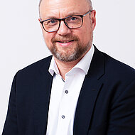 Lakal komplettiert Führungsmannschaft 