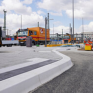 Kleben statt verlegen: Sortiment für Infrastruktur-Projekte erweitert