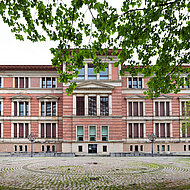 Pallmann: Rohholzoptik für Parkettboden im Martin-Gropius-Bau