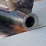 die bitumenbahn: Flachdächer zukunftsorientiert abdichten