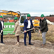 Erfolgreicher Spatenstich für neues Logistikzentrum 