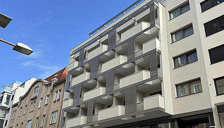 Attraktive Gebäudehülle mit Holzfaserzementplatten