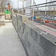 KLB Klimaleichtblock: Leichtbeton-Konstruktion mit zusatzgedämmten Wänden