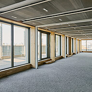 Akustik-Klimadecke mit integriertem Feuchtemanagement