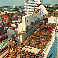 Schöck: Zehngeschossiger Rohbau ohne Gerüst