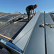 Schlanke Dämmung für denkmalgeschütztes Bahnhofsdach