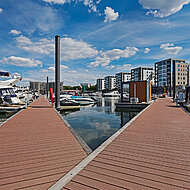 NATURinFORM: Auf sicherem Tritt durch den Yachthafen