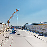 Sika: Ein dichtes Flachdach für die Weichenproduktion der Deutschen Bahn