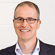 Hochweißes Türen-Segment ausgebaut