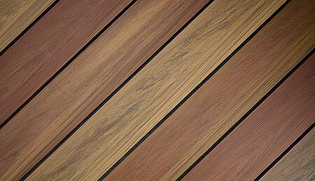 Tropisches Edelholz-Design trifft moderne WPC-Dielen