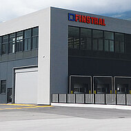 Finstral: »Wir machen Fenster fürs Leben« – Finstral feiert 50. Geburtstag