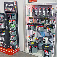 Griffon: Schnellklebendes Kraftpaket meistert BAU-Belastungstest