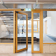 Drückerrosetten, Einsteckschlösser und Drehtürantriebe bei der BAU