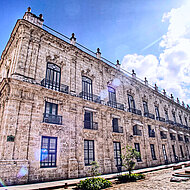 Remmers: Emissionsfreie und wirksame Fassadenreinigung