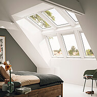 Großflächige Lichtlösungen und Smart-Home-Innovation