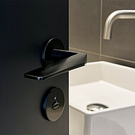 Dänisches Türgriffdesign trifft auf Ruhrgebiets-Ambiente 