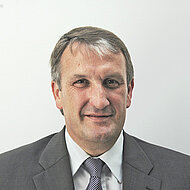 Führungsspitze neu strukturiert