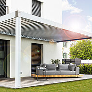 Outdoor-Living unterm Lamellendach