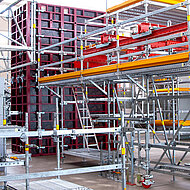 Peri: 50 Jahre Peri - Ein Familienunternehmen mit besonderer Ingenieurskultur