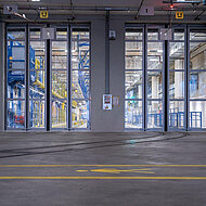 EFAFLEX: Riesentore für futuristisches Depot