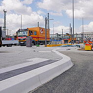 Kleben statt verlegen: Sortiment für Infrastruktur-Projekte erweitert