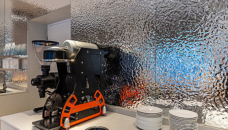 Reflektierende Oberfl&auml;chen schaffen Atmosph&auml;re