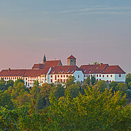 Experten restaurieren denkmalgeschützte Fassade mit Spezialprodukten