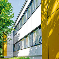 Schöck: Wandhalter für eine wärmebrückenfreie Konstruktion