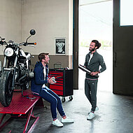 K&uuml;bler Casual: L&auml;ssige Afterworkwear