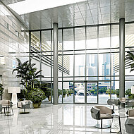 Energieeffiziente und robuste Fassadensysteme erfüllen moderne Herausforderungen