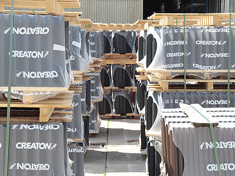 Mit Ton, Beton, Faserzement und Zubehör auf dem Weg zu Europas führender Dachmarke