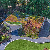 Viel Tageslicht im Gartenstudio