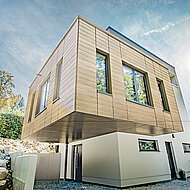 Prefa: Symbiose - Vorteile von Alu und Holz-Optik