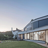 Schöck Bauteile: Flexible Gestaltung der Frontfassade »Isokorb« unterstützt architektonische Umsetzung