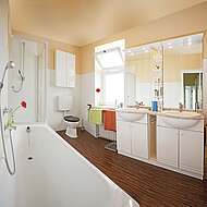 Schnelle Badrenovierung mit Bauplatten