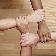 Bona® führt neuen silanbasierten Klebstoff Quantum ein