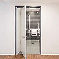 Küffner Aluzargen: Faltbare Raumspartüren für barrierefreien Komfort 