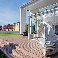 Designstarke WPC-Massivdiele mit hohem Recyclinganteil