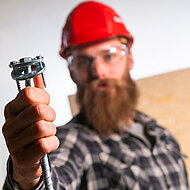 fischerwerke: Neue Kampagne rockt den Sommer