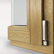 Täuschend echt: Eck-Design-System verbindet Kunststofffenster mit uriger Holzromantik