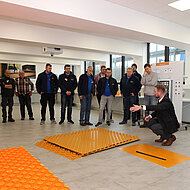 Schlüter-Systems: 100. Seminar für BEKOTEC-SystemFachbetriebe