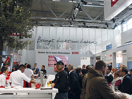 Vom Dachfensterhersteller zum Raumklima-Pionier: Velux und die Vision von Licht, Luft und Lebensqualität